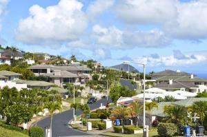 Homes in Hawaii Loa Ridge are seen in this file photo. The number of sales of single-family homes rose 2.8 percent in October, according to the Honolulu Board of Realtors.